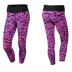 Nike | Dri-Fit Size L Capri Leggings Stretch Comfy Athletic Casual Workout